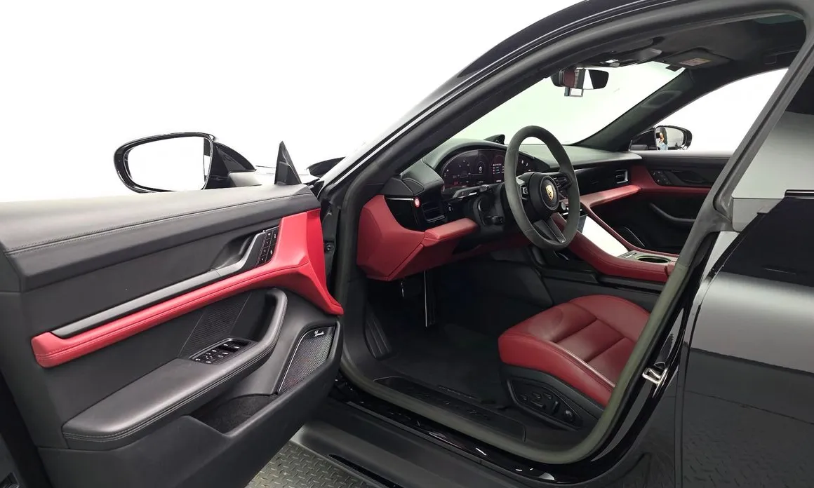 Porsche Taycan