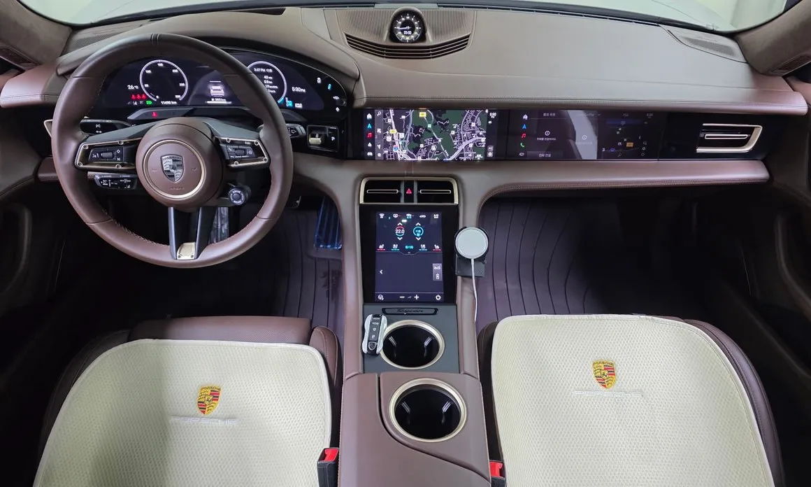 Porsche Taycan