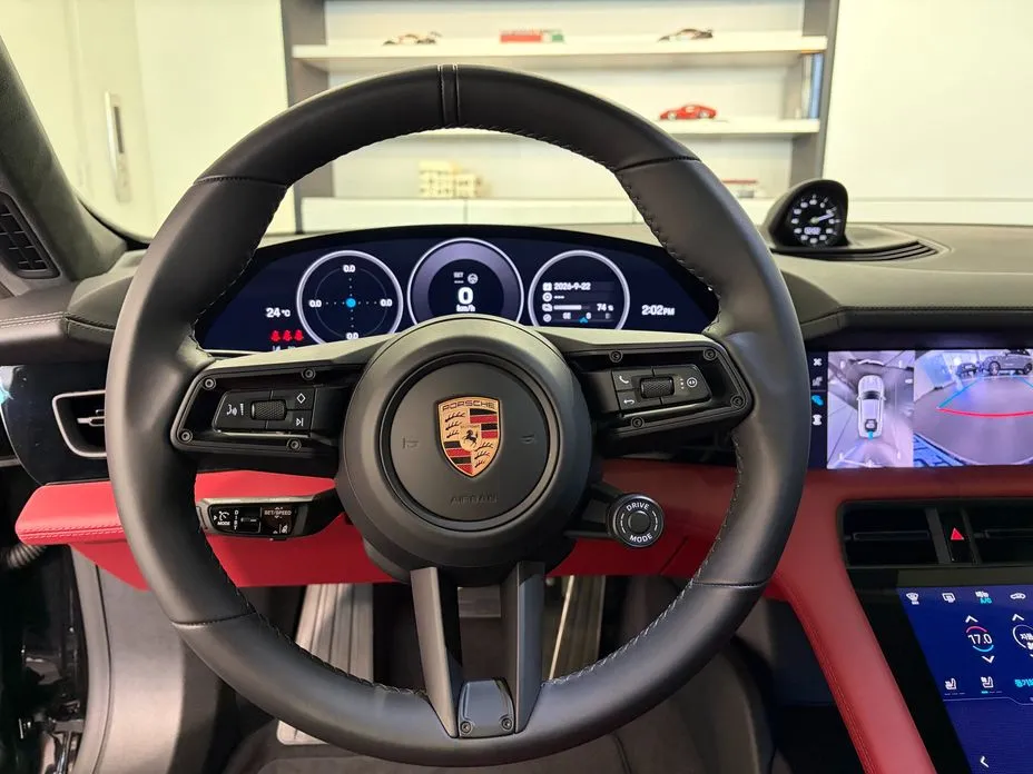 Porsche Taycan