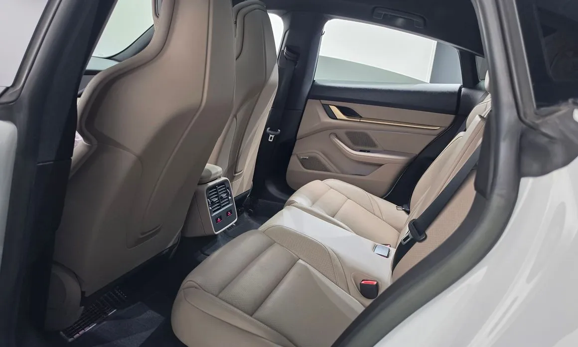 Porsche Taycan