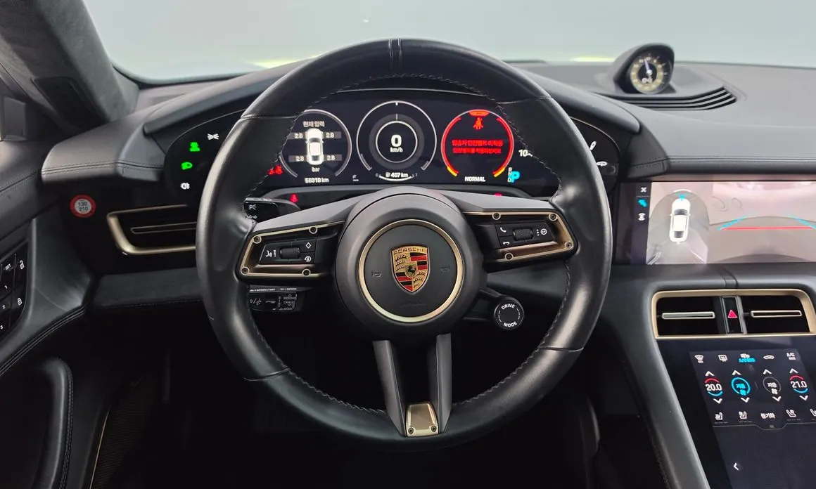 Porsche Taycan