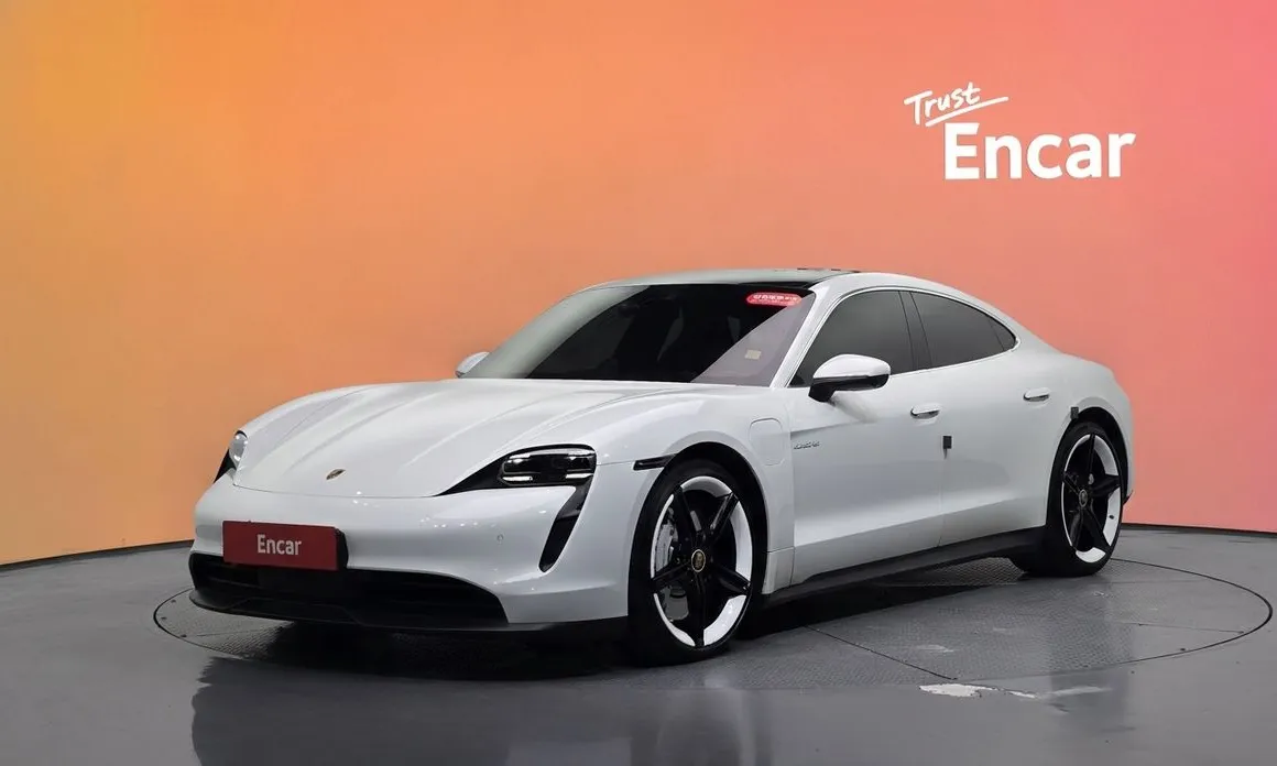Porsche Taycan