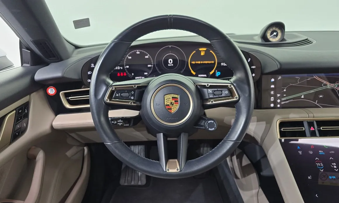 Porsche Taycan