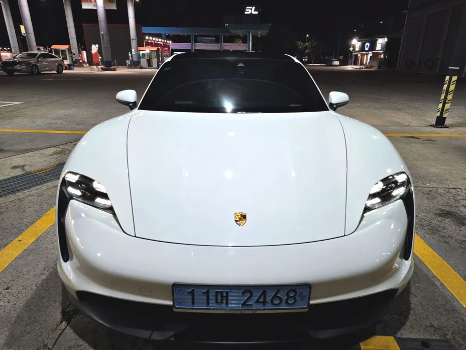 Porsche Taycan