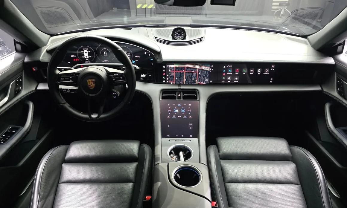 Porsche Taycan