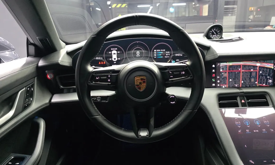 Porsche Taycan