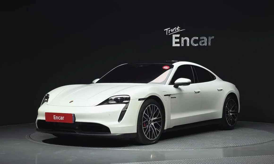 Porsche Taycan