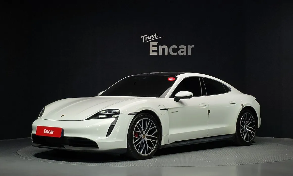 Porsche Taycan