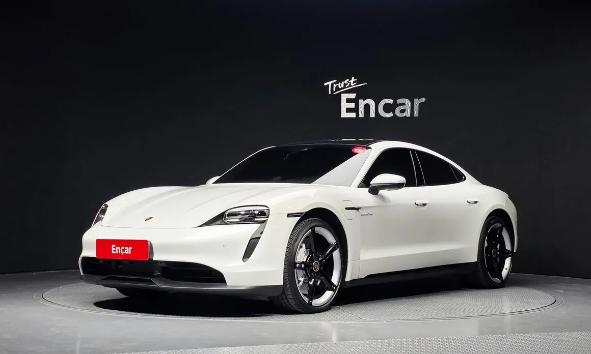 Porsche Taycan