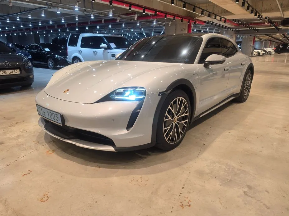 Porsche Taycan