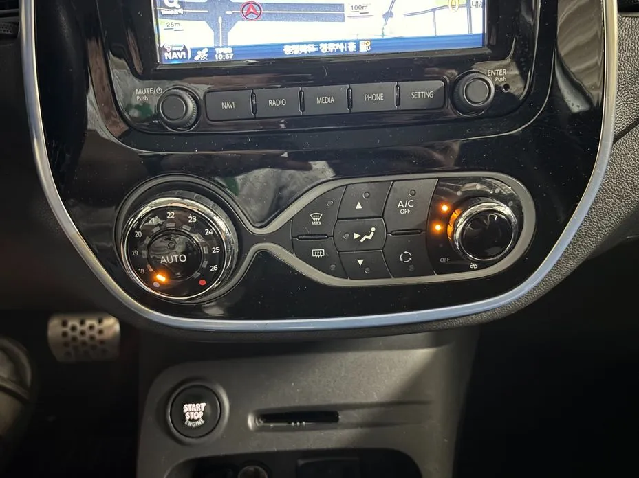Renault QM3