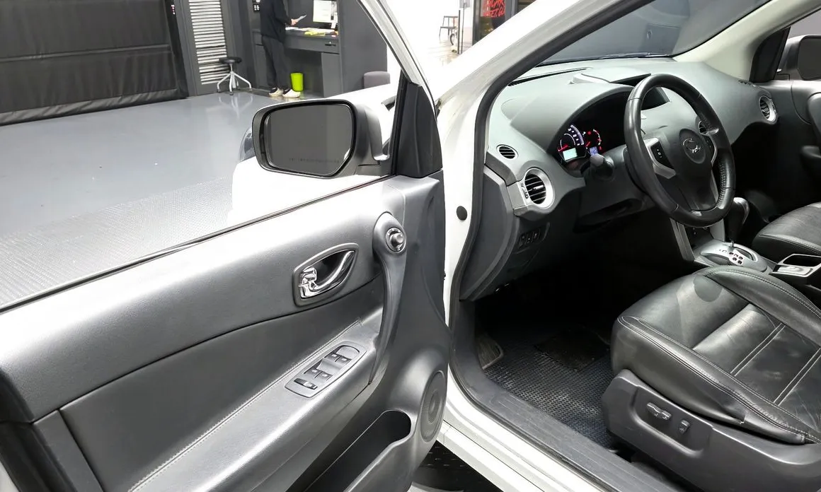 Renault QM5