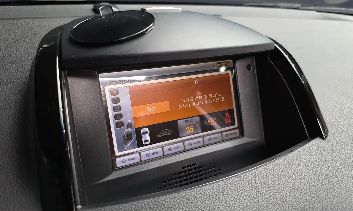 Renault QM5