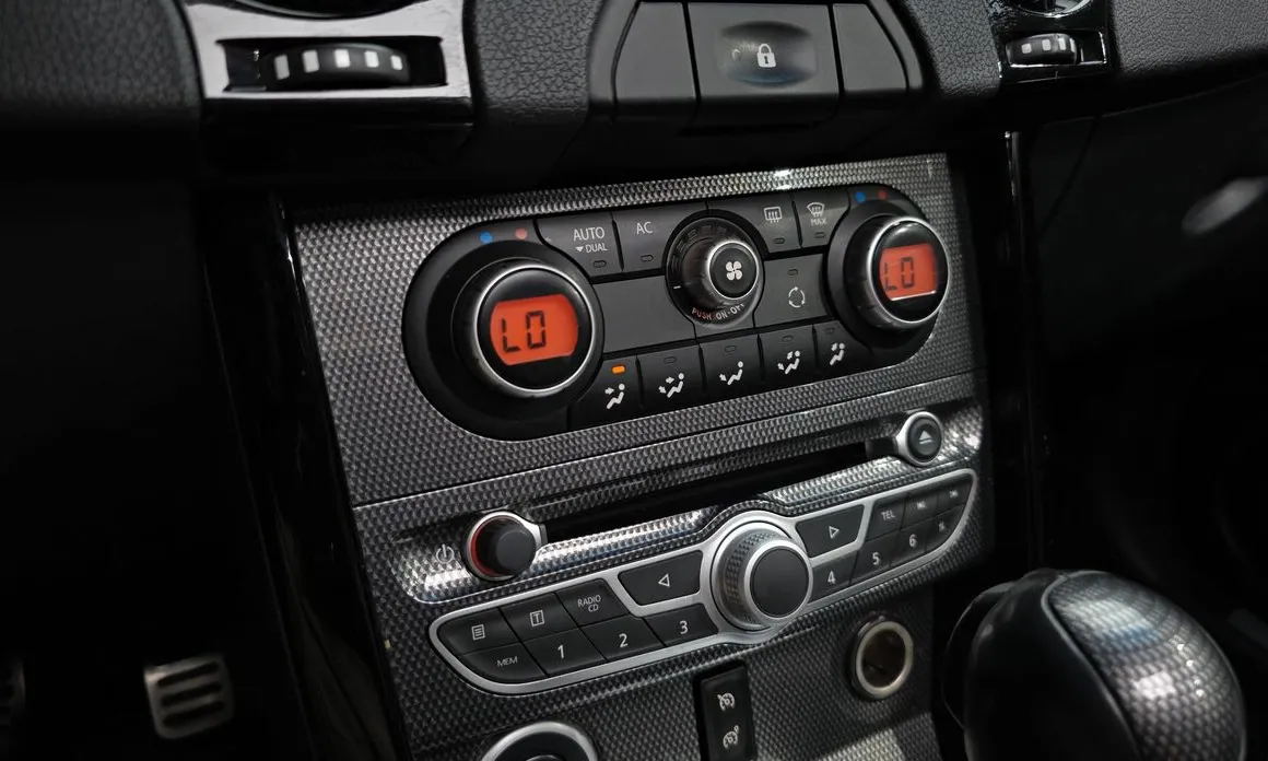 Renault QM5