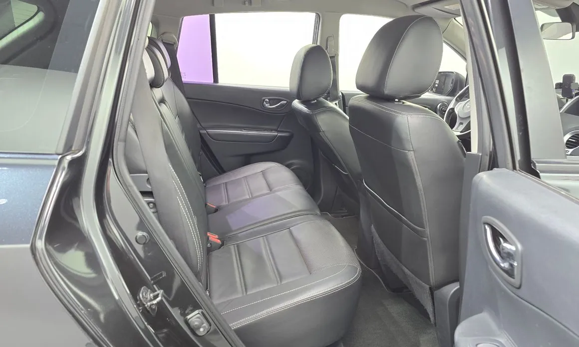 Renault QM5