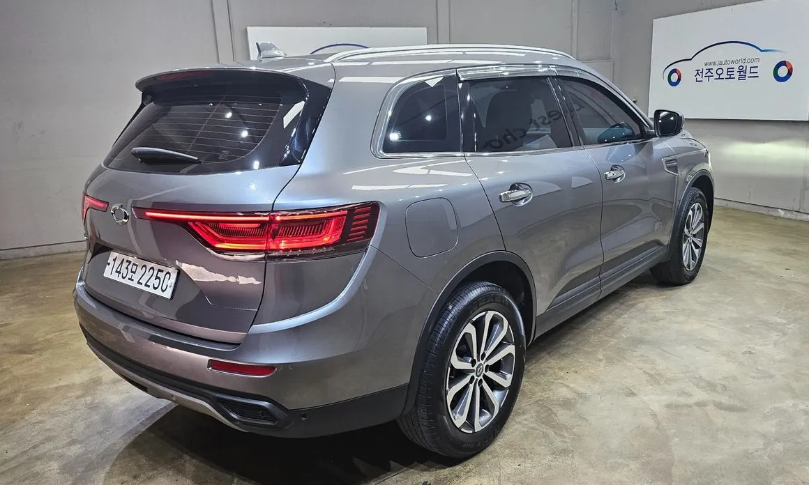 Renault QM6
