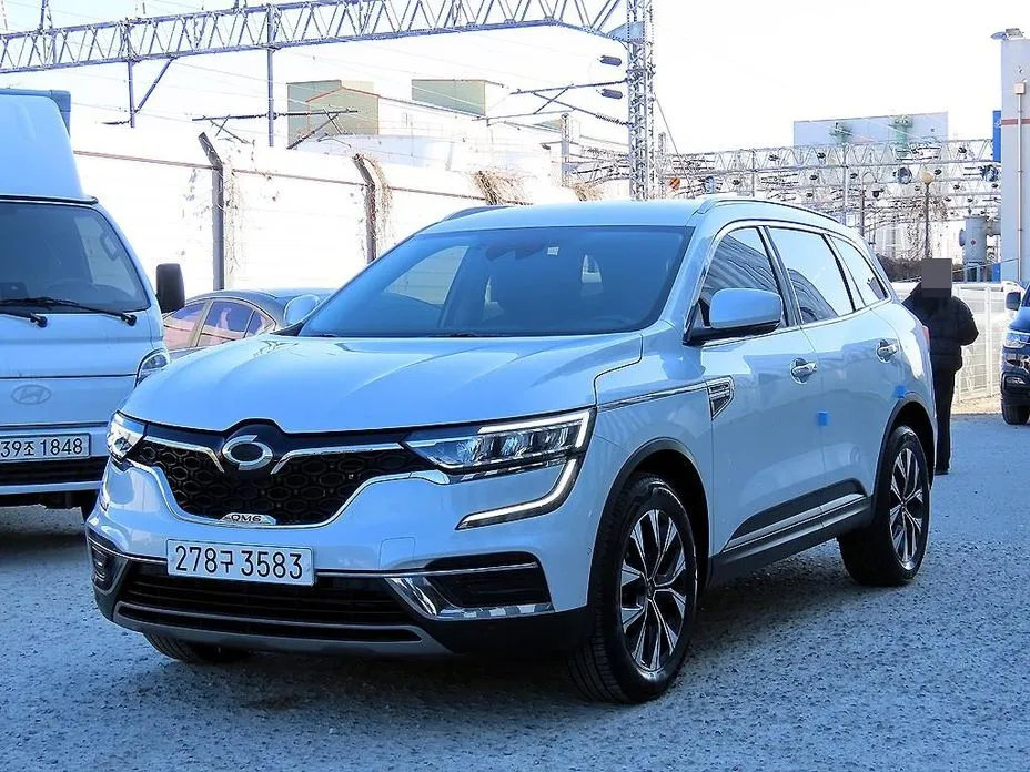 Renault QM6