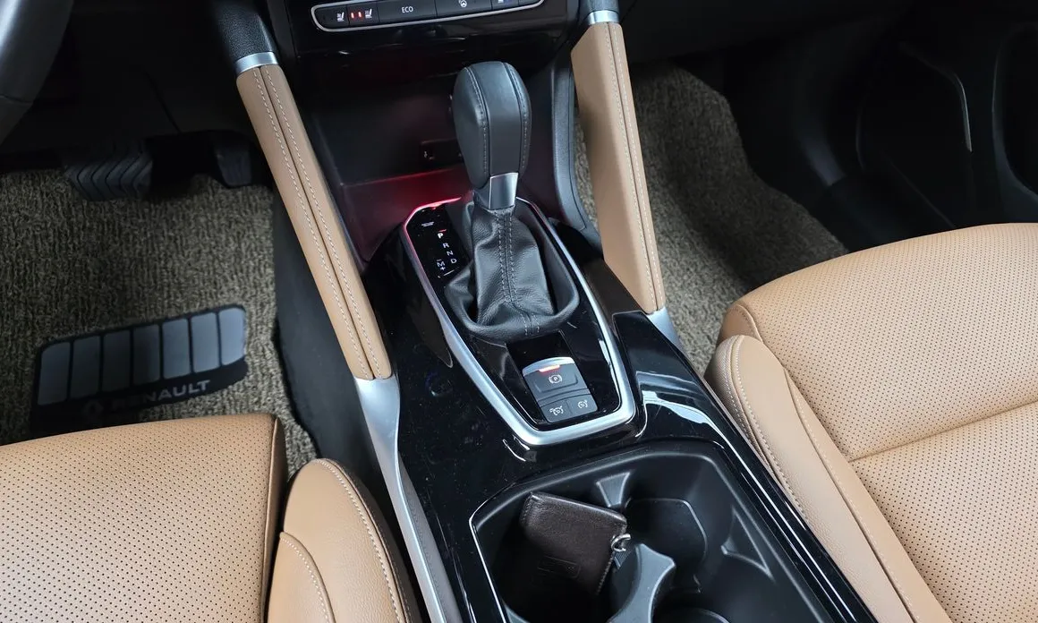 Renault QM6