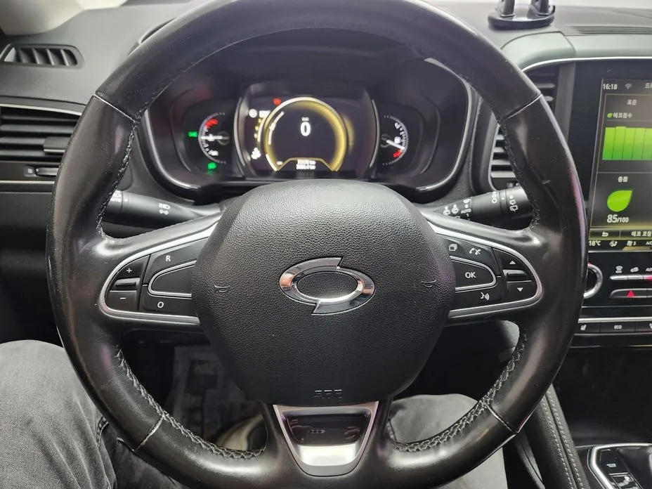 Renault QM6
