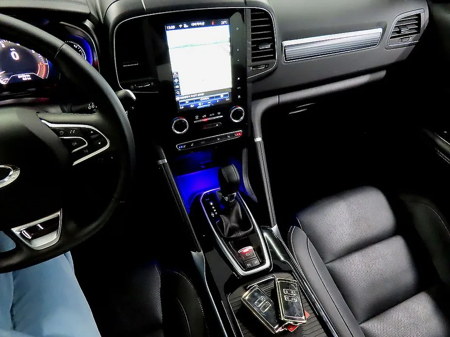 Renault QM6