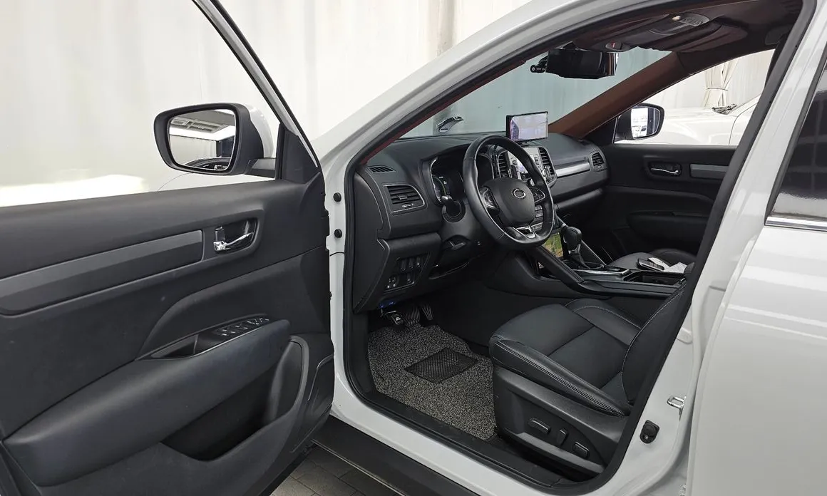 Renault QM6