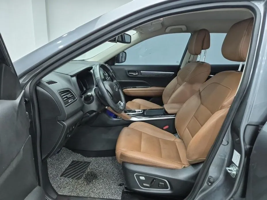 Renault QM6