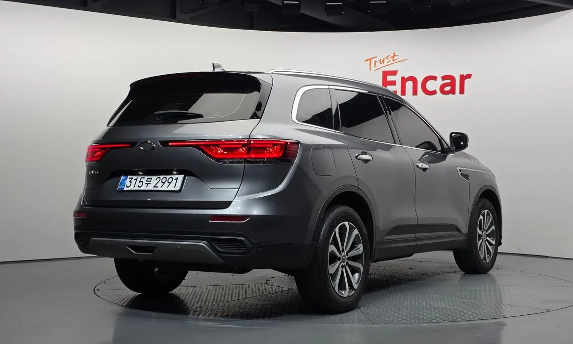 Renault QM6
