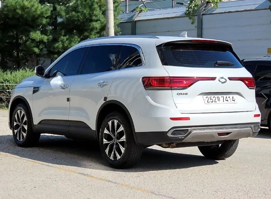 Renault QM6