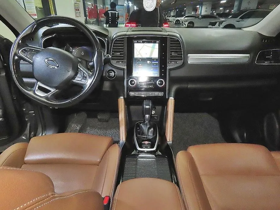 Renault QM6