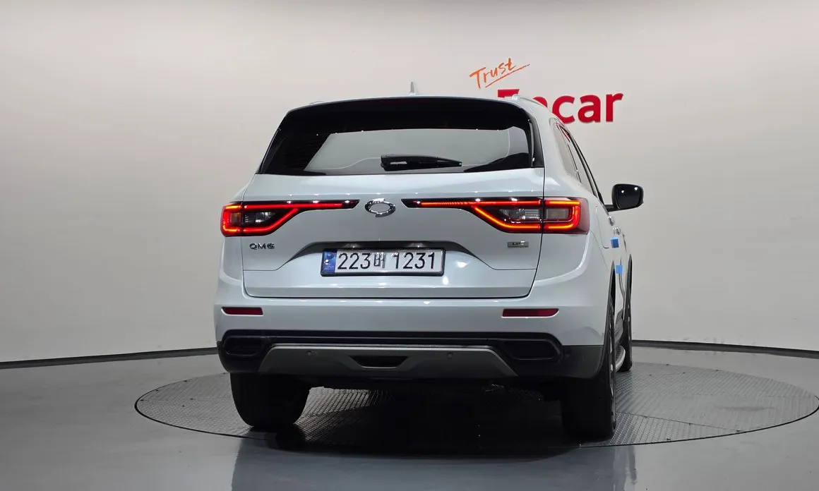 Renault QM6