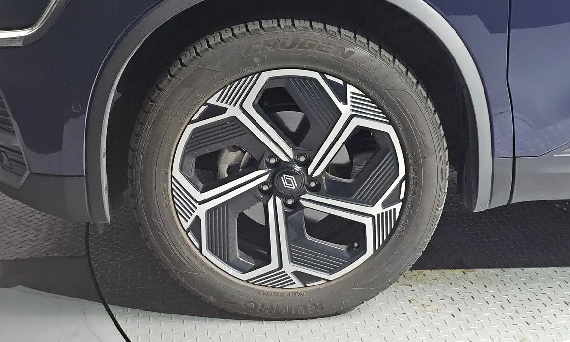 Renault QM6