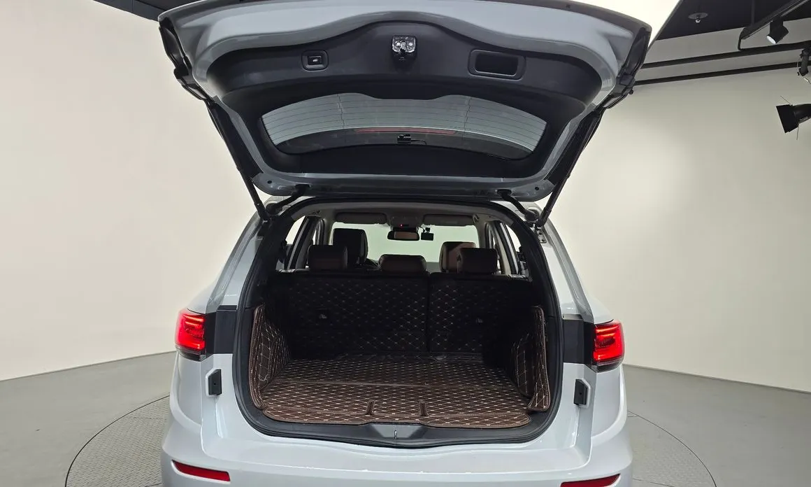 Renault QM6