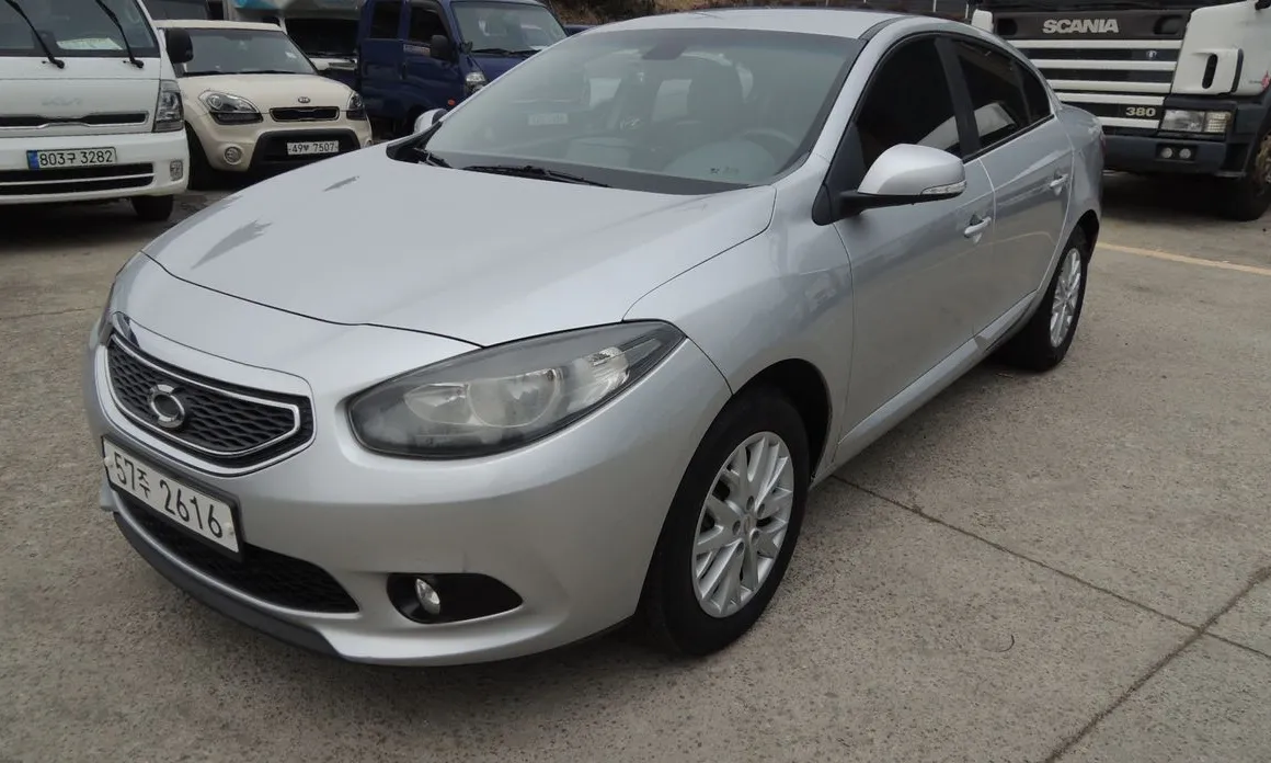 Renault SM3