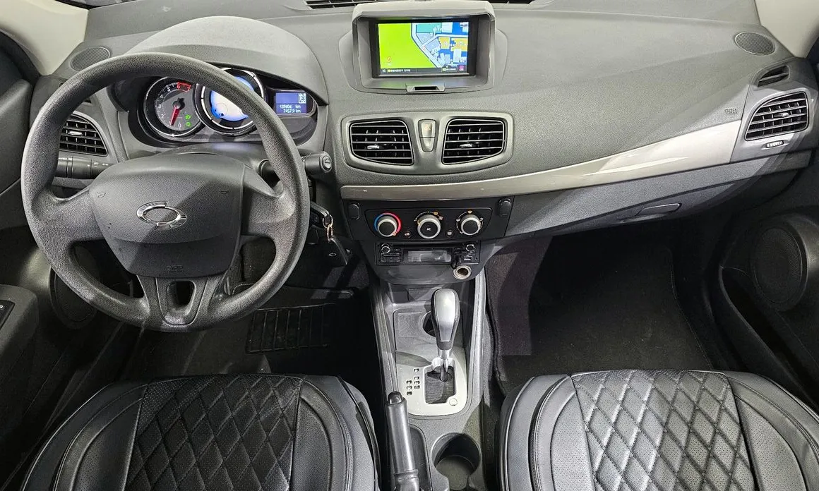 Renault SM3