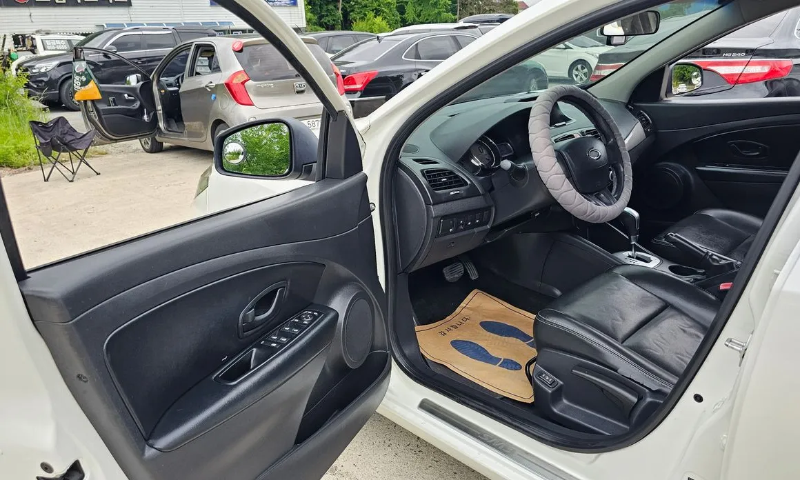 Renault SM3