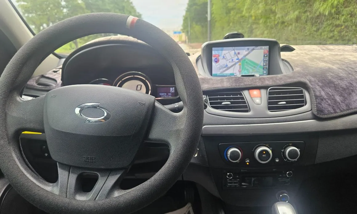 Renault SM3