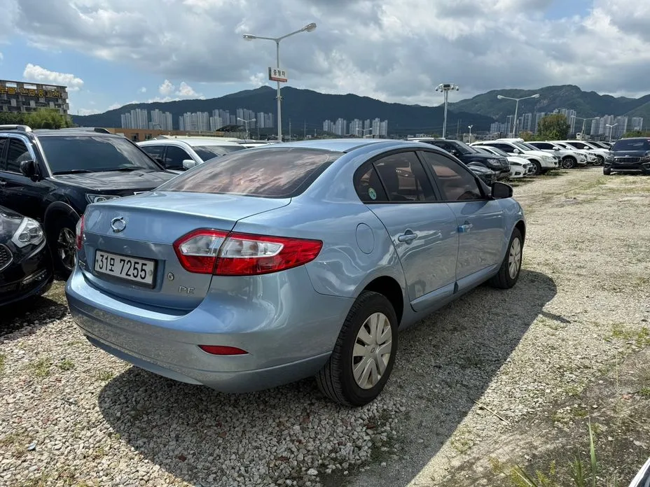 Renault SM3