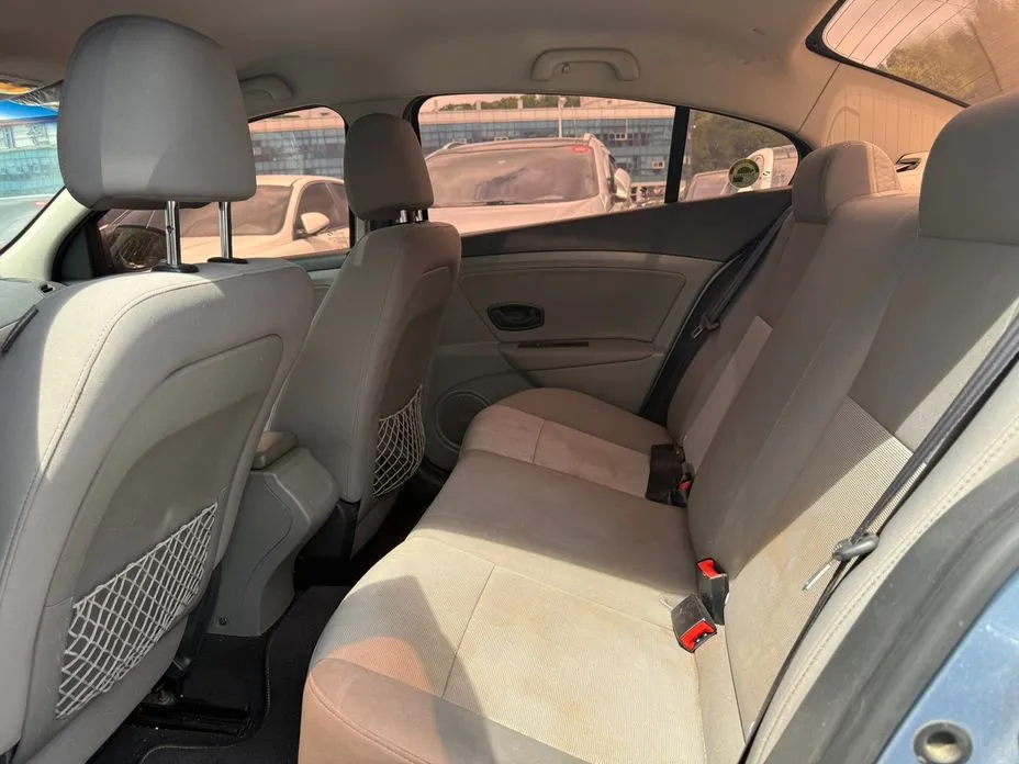 Renault SM3