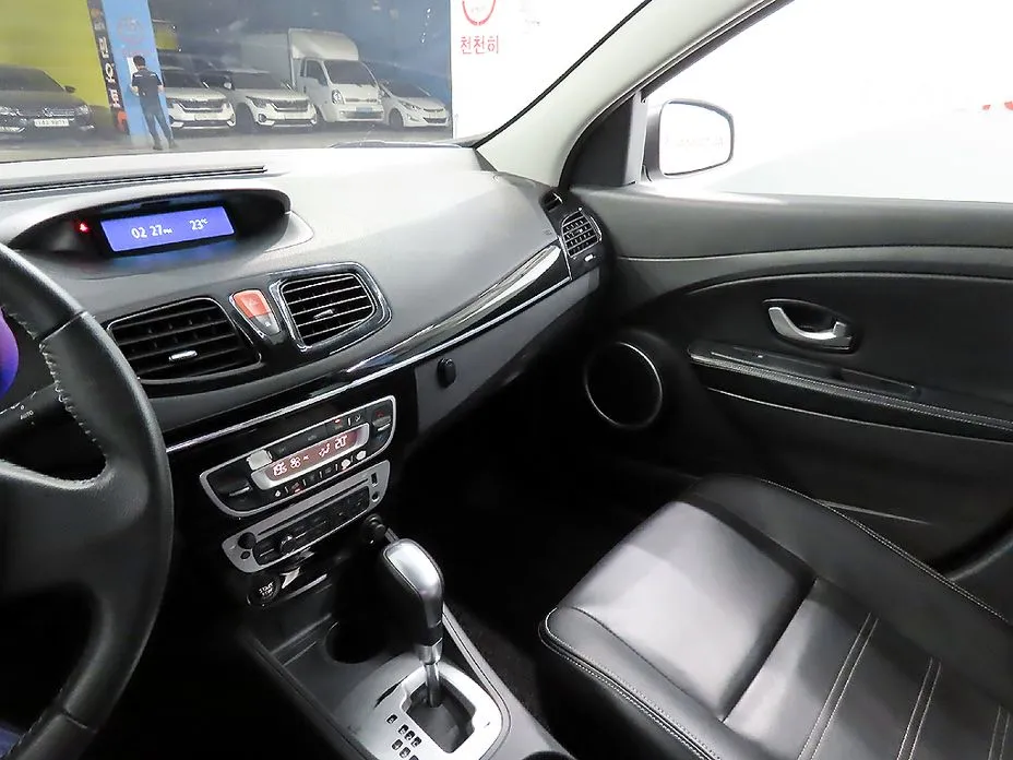 Renault SM3