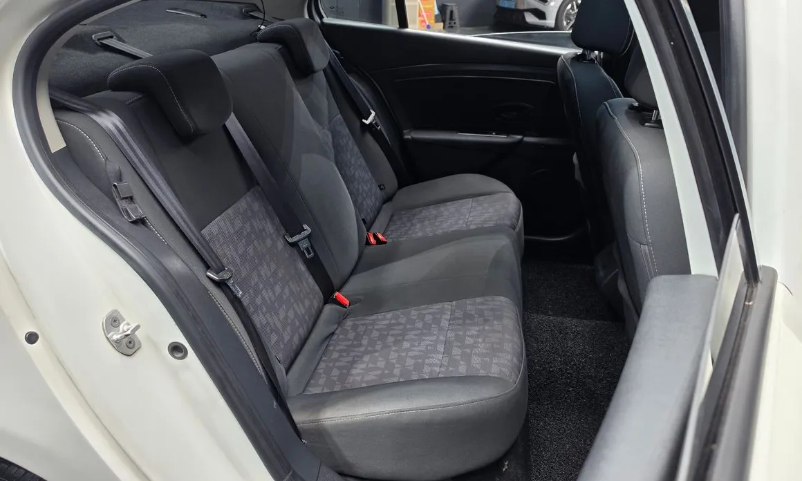 Renault SM3
