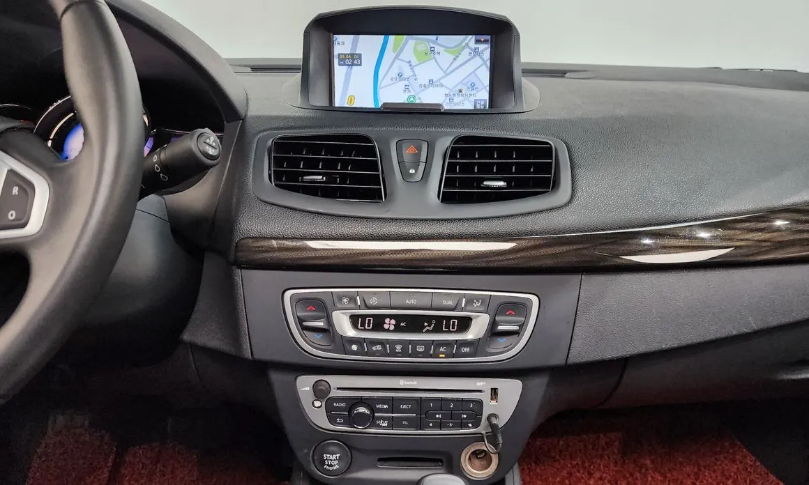Renault SM3