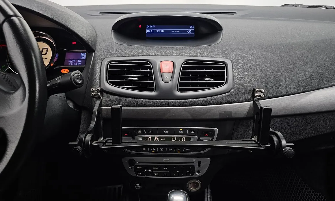 Renault SM3