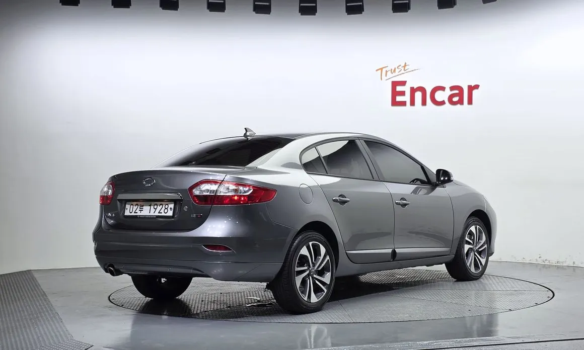 Renault SM3