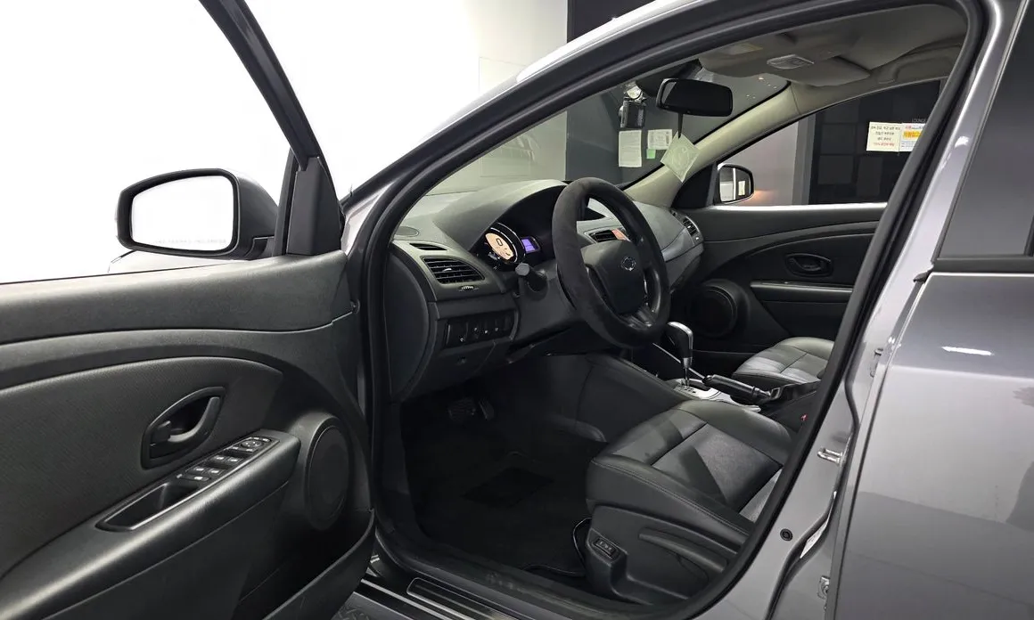 Renault SM3