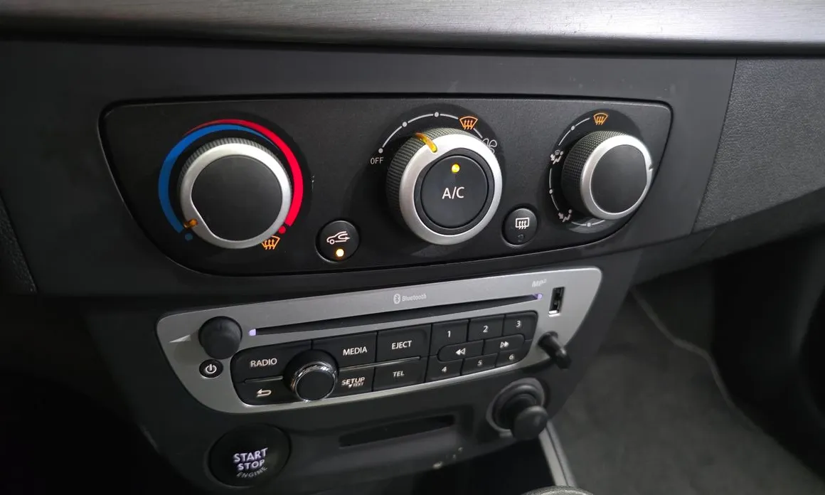 Renault SM3