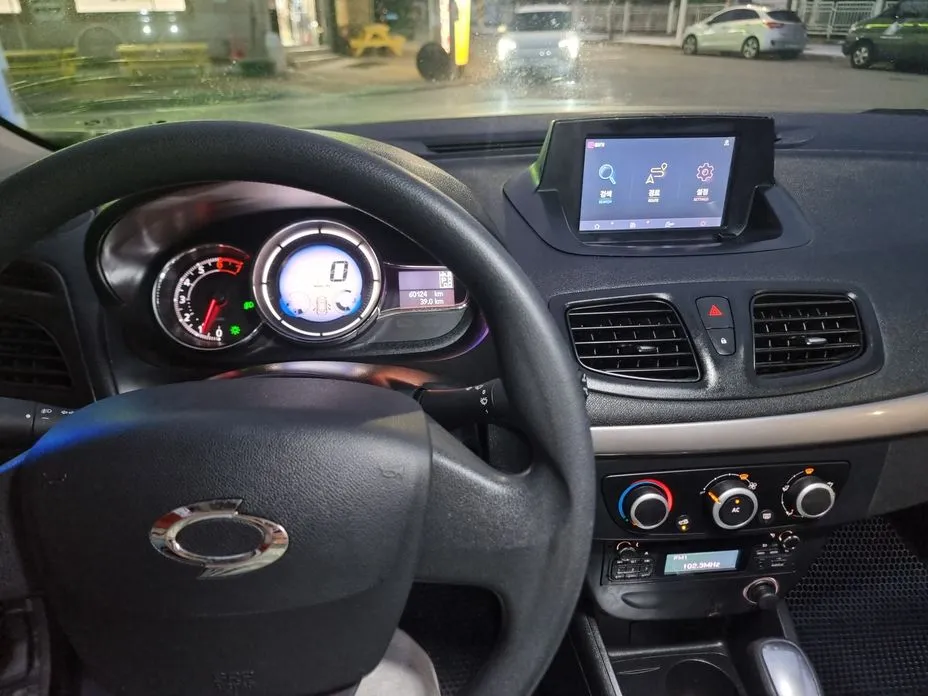 Renault SM3