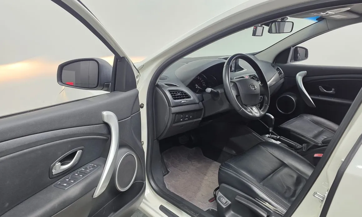 Renault SM3