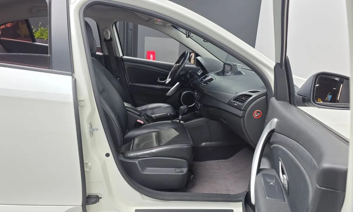 Renault SM3