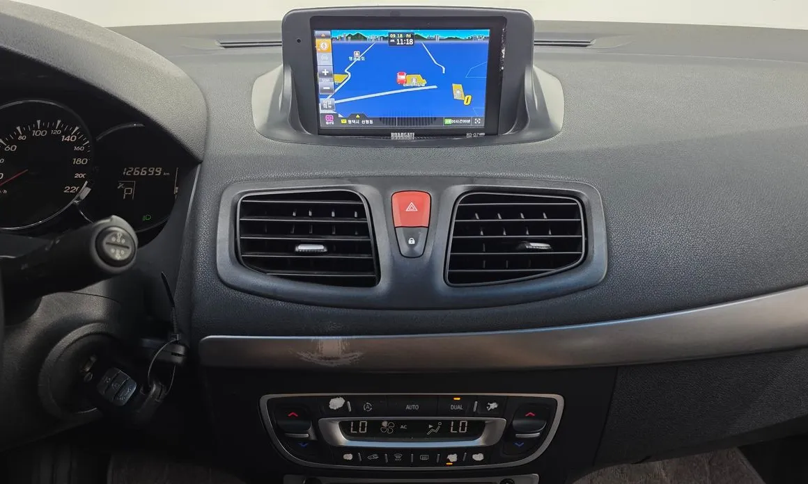 Renault SM3