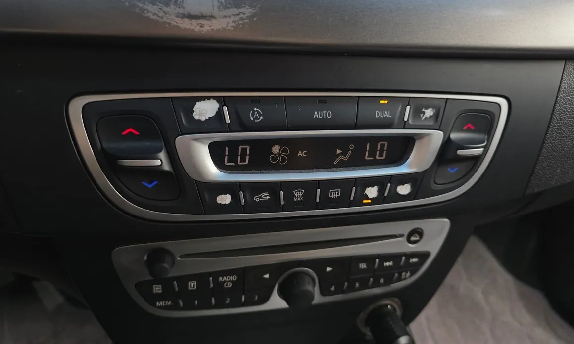 Renault SM3